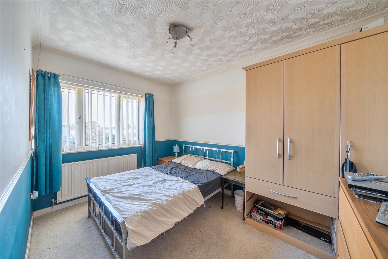 Ravenhill Road, Ravenhill, Swansea, SA5 5AJ